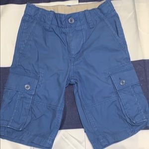 Gap kids cargo shorts size 6 r